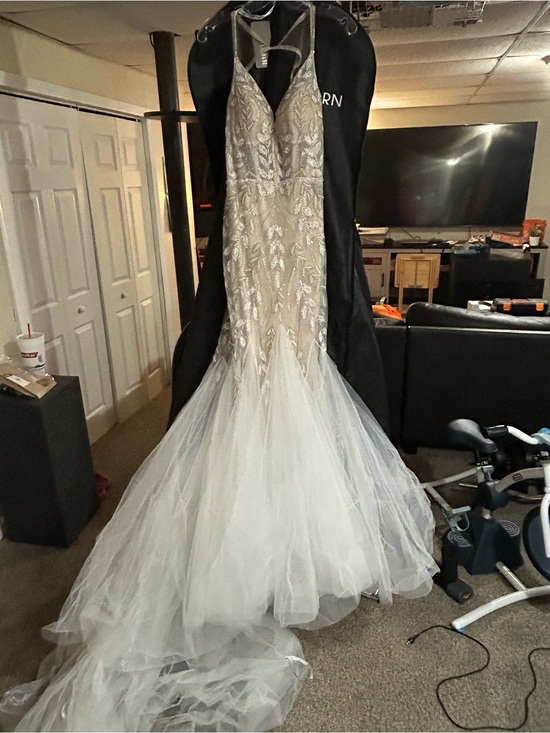 Blue By Enzoani Dresses & Skirts - Enzoani Reagan B Beaded Tulle Mermaid Wedding Dress - Ivory US 8 UK 12 EU 38